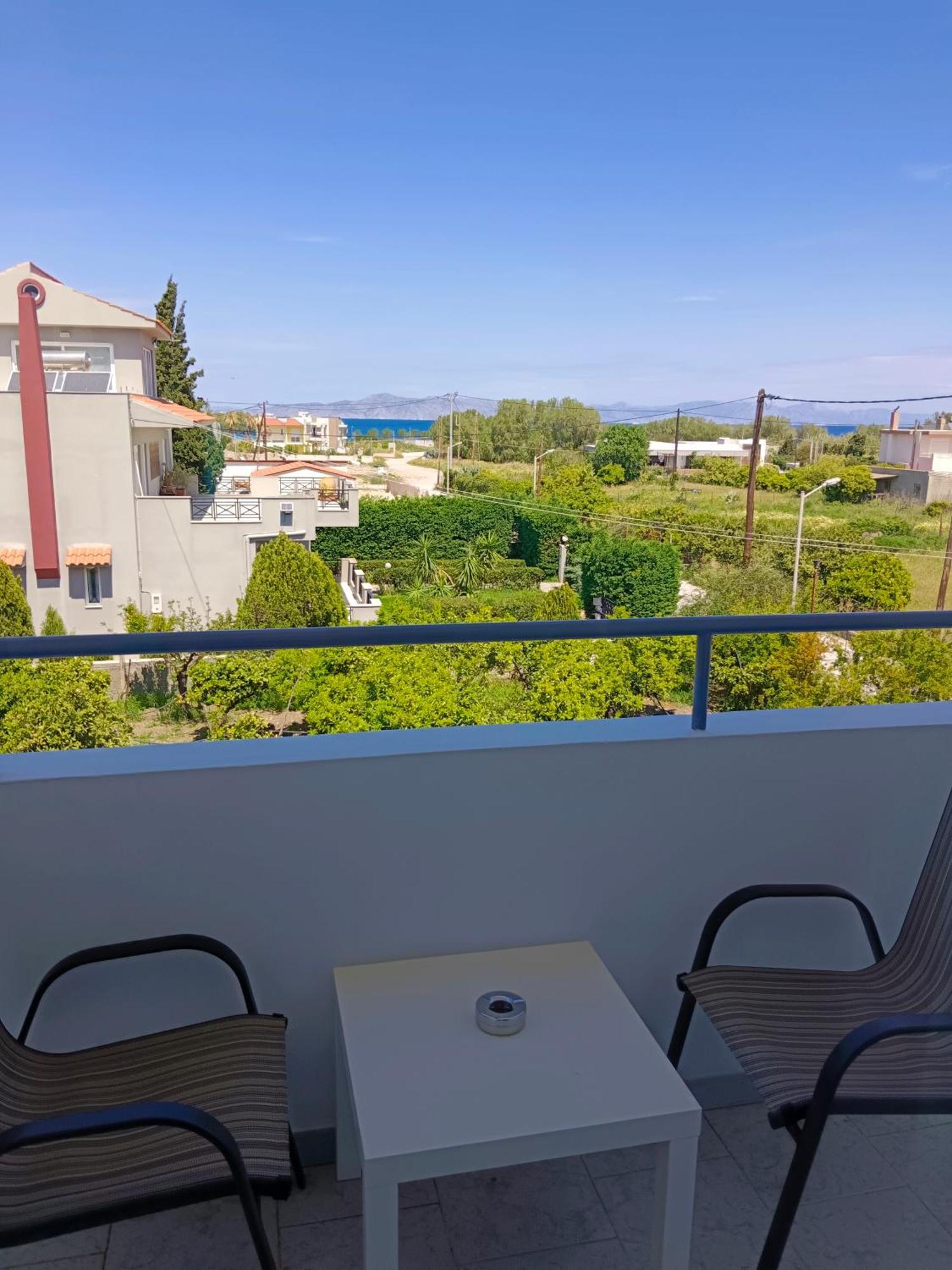 Pyrgos Hotel Apartments Kremastí Exterior foto