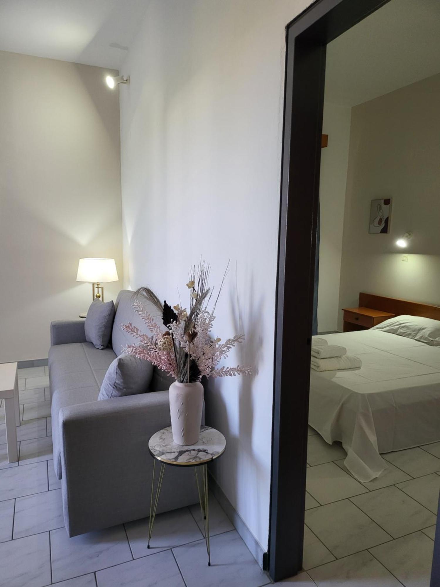 Pyrgos Hotel Apartments Kremastí Exterior foto