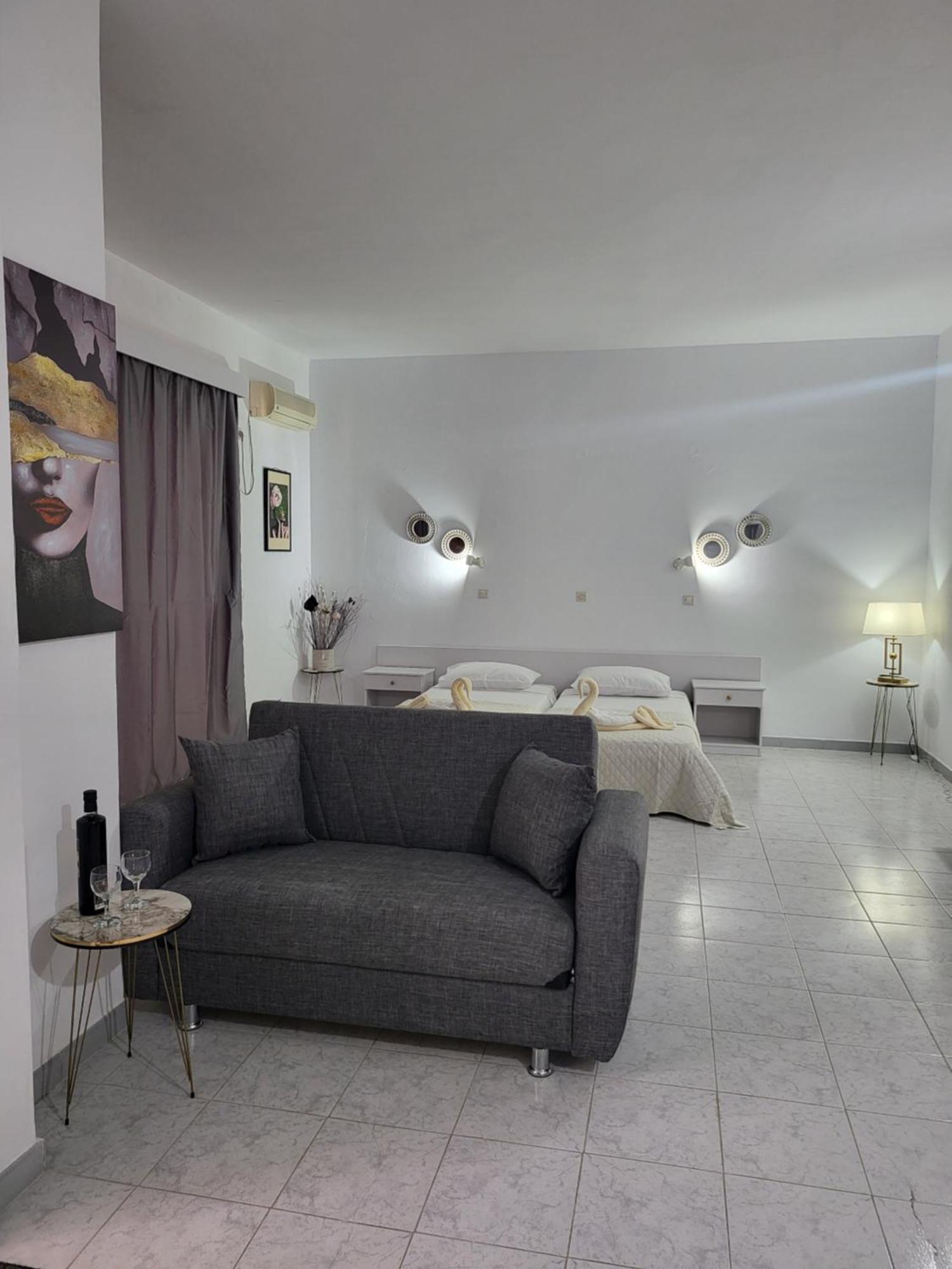Pyrgos Hotel Apartments Kremastí Exterior foto